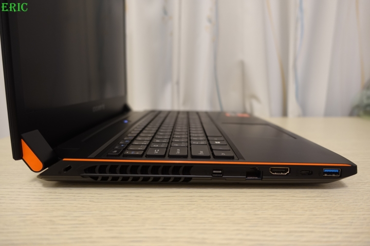 【開箱】GIGABYTE P55W V7 低調奢華的享受,輕鬆入主?
