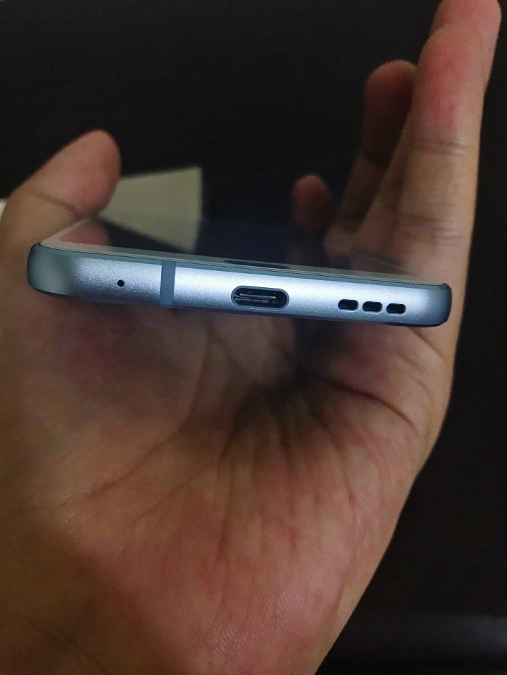 LG G6 夢幻藍使用分享 (簡單比較G G2 G3)
