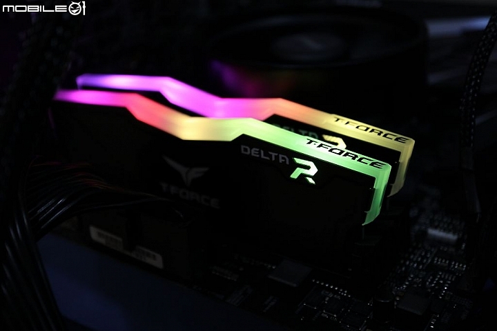 AURA Sync 一起Gaming發光 T-Force DELTA RGB DDR4 開箱