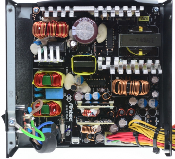 銅牌加雙DC-DC的Antec Neo ECO II 650W簡介及測試