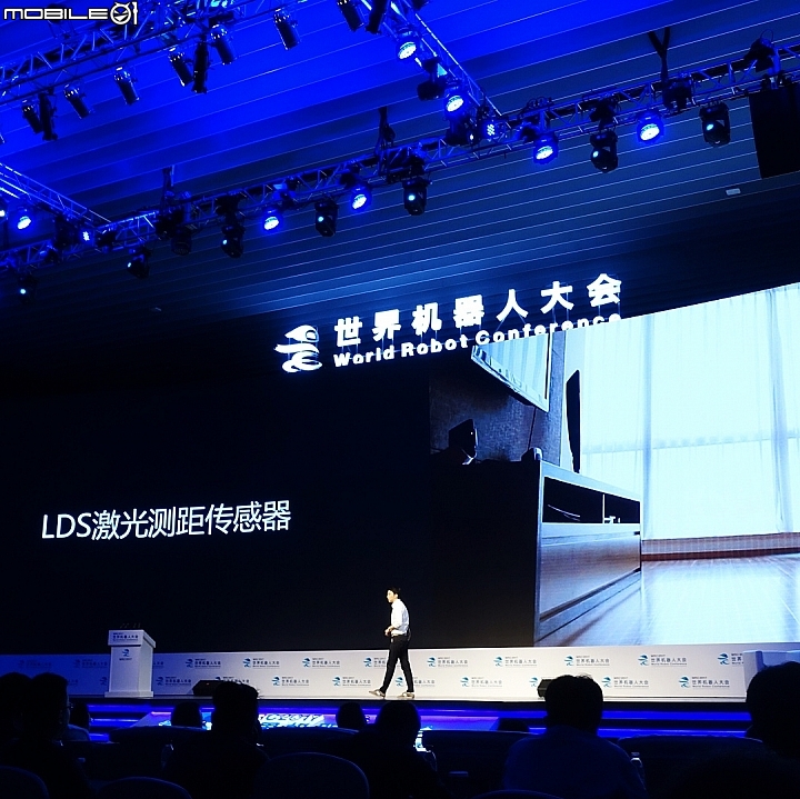 【採訪】搭載四核A9處理器 ECOVACS 地寶DG3掃地機器人登場