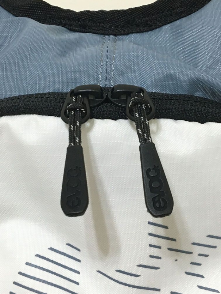 【開箱】EVOC CC 3L 輕量運動背包 For Running