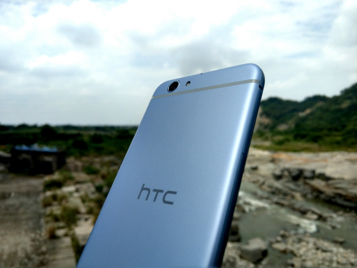 HTC One A9s:CP值還不錯的低階機