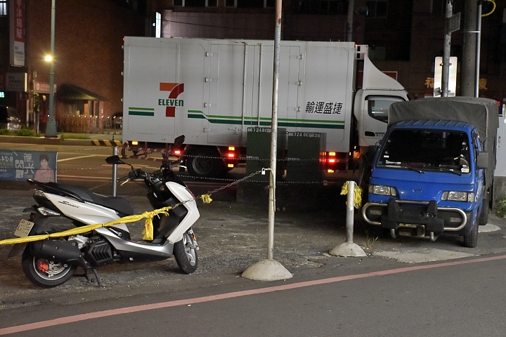 D850開箱 iso 12800簡易夜間街拍測試