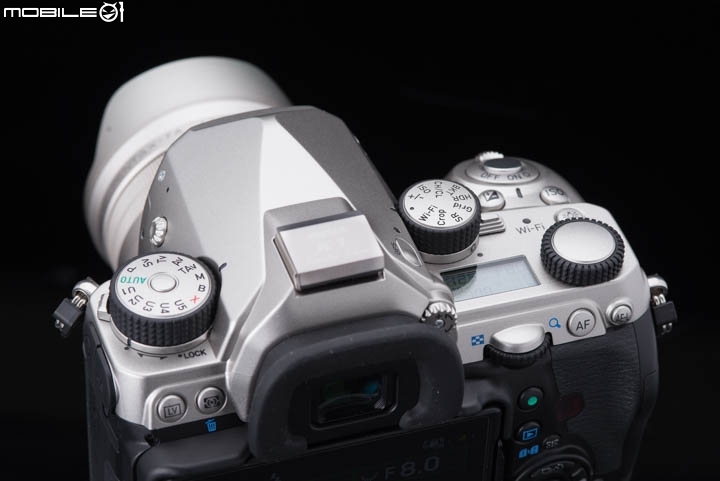 Pentax K-1 銀色紀念版開箱