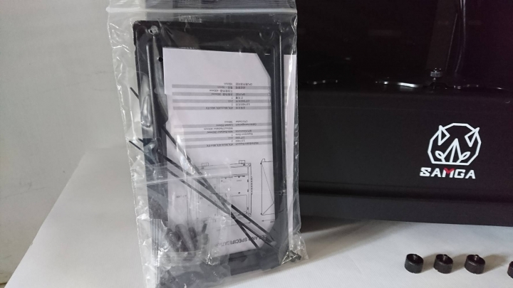 SAMGA RAY ONE 機殼開箱