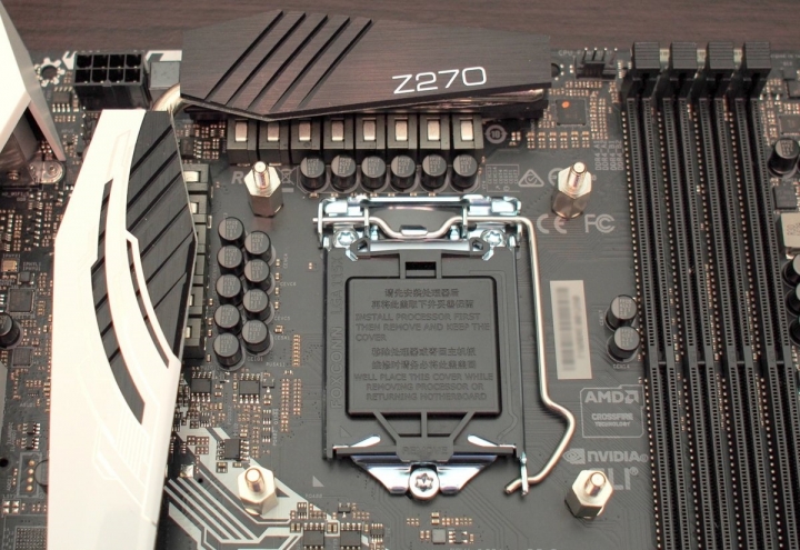 RGB 燈光加持 Gigabyte Aorus ATC700 塔型散熱器簡單小測