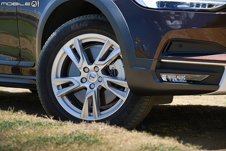 午後邂逅越野紳士,Volvo V90 Cross Country D5 Plus 試駕報導