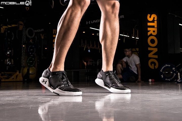 〔開箱實測〕為健身狂人打造 UNDER ARMOUR AMP 2.0實測