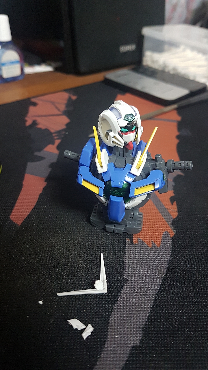 我的 MG 00 能天使 EXIA 怎麼了? 請大家入內幫我看看是否能繼續下去?