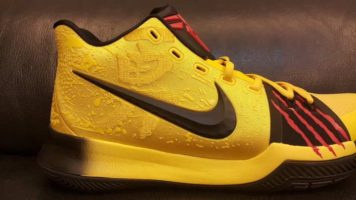 曼巴精神傳承 Kyrie 3 ‘Mamba Mentality’