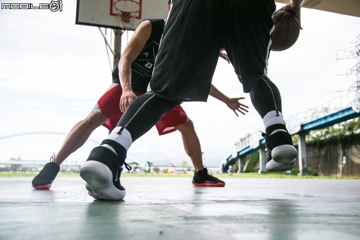 Super.Fly & Hyperdunk 2017 兩款React避震科技戰靴實戰分享