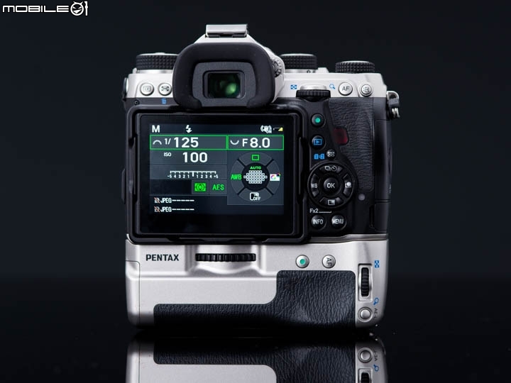 Pentax K-1 銀色紀念版開箱
