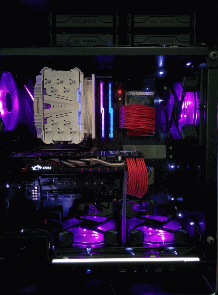 機殼的故事II-番外篇【估拎估拎閃閃發亮IN WIN PL850W RGB 電源供應器】