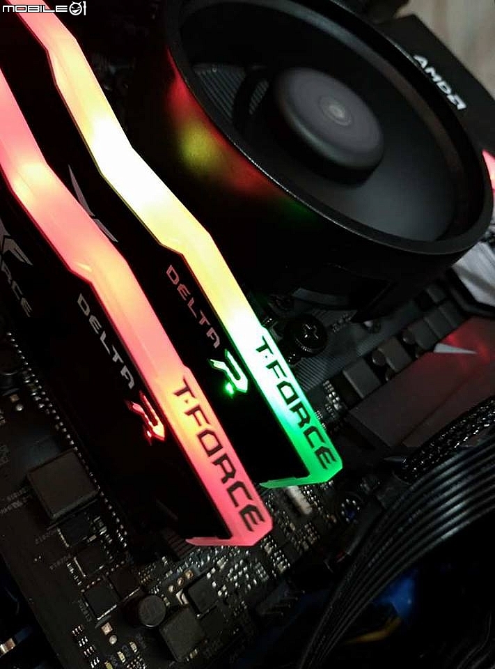 AURA Sync 一起Gaming發光 T-Force DELTA RGB DDR4 開箱