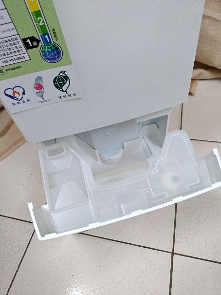 國際牌【F-Y12CW】除濕機開箱!