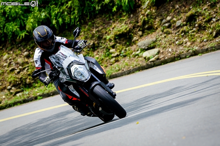 猛獸也能很紳士 KTM 1290 SuperDuke GT 試駕