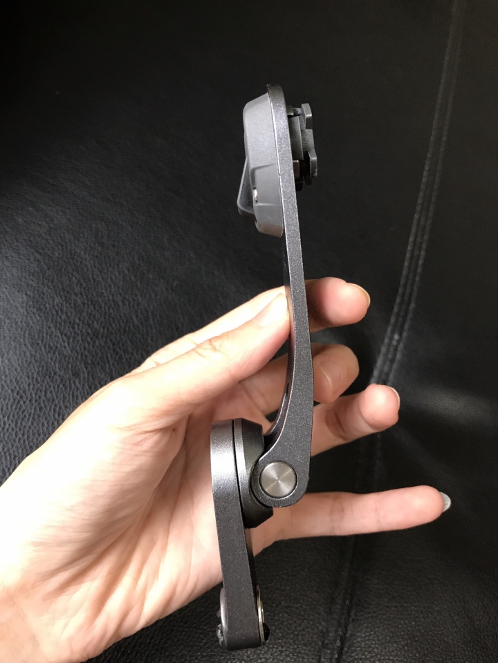 直上重機也可以的GogoroxCUBE 原廠手機架,狠好狠穩!