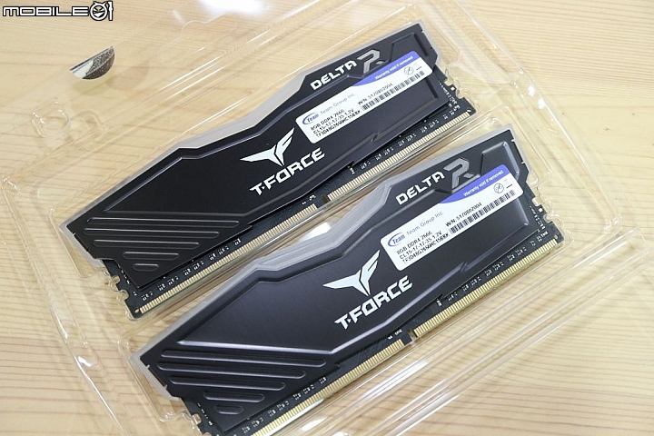 AURA Sync 一起Gaming發光 T-Force DELTA RGB DDR4 開箱