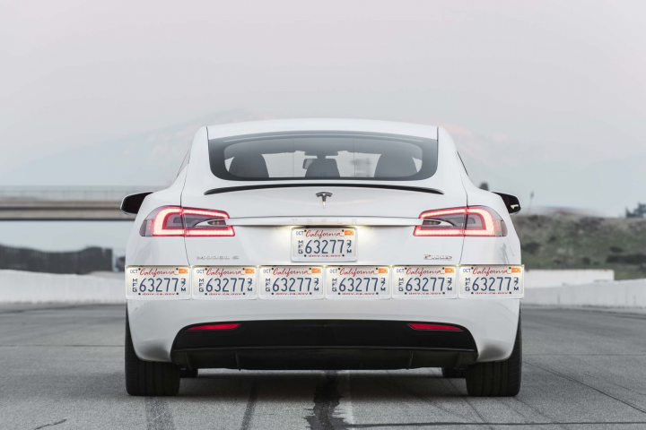 Model 3 的車寬