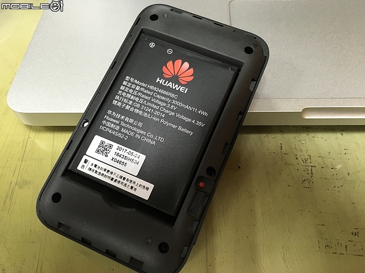 HUAWEI E5787Ph LTE無線分享器 開箱