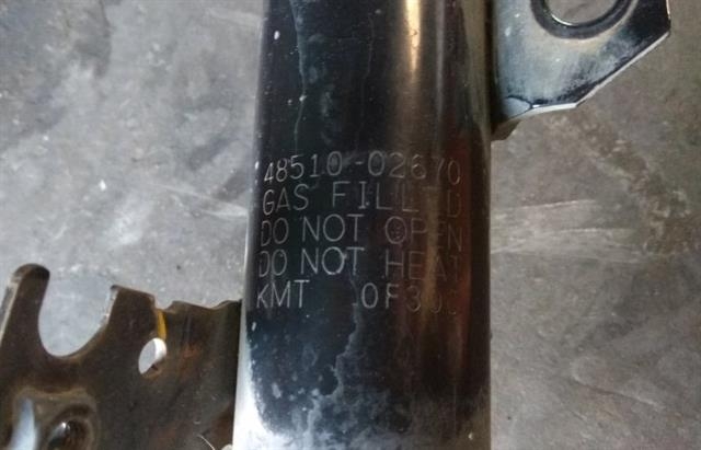 2010年10.5代 Altis 更換KYB黑桶前避震器