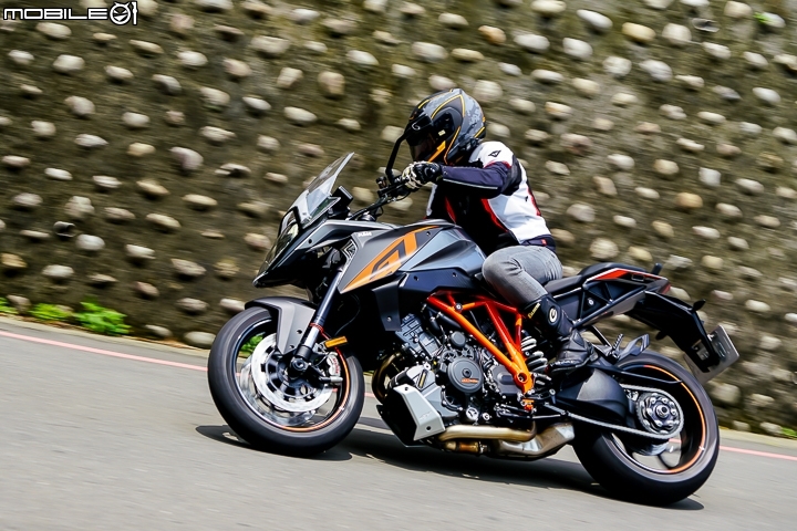 猛獸也能很紳士 KTM 1290 SuperDuke GT 試駕