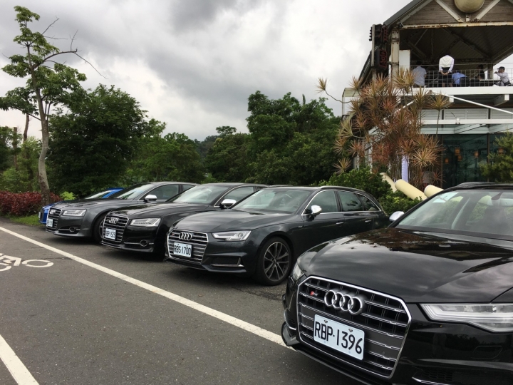 一次試到多台Audi性能車,連S8都有