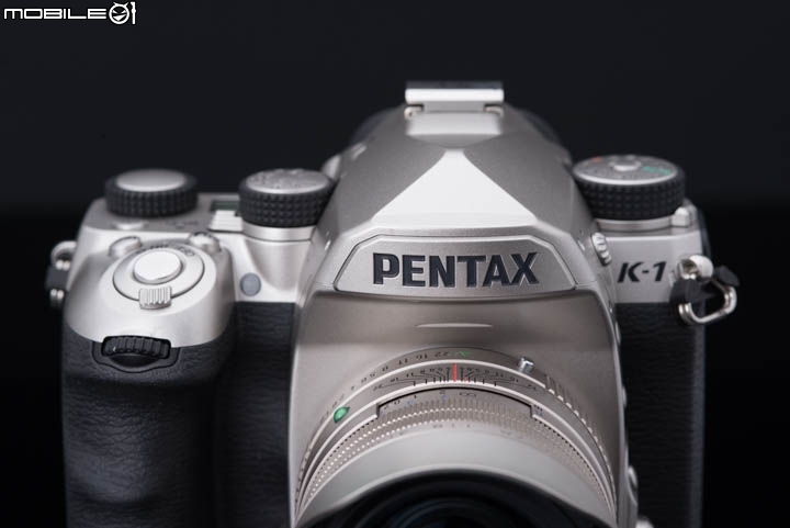 Pentax K-1 銀色紀念版開箱
