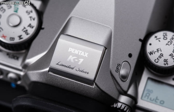 Pentax K-1 銀色紀念版開箱