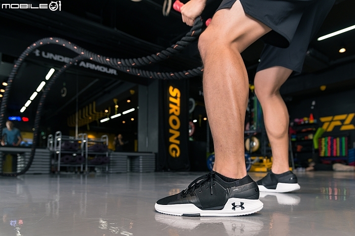 〔開箱實測〕為健身狂人打造 UNDER ARMOUR AMP 2.0實測