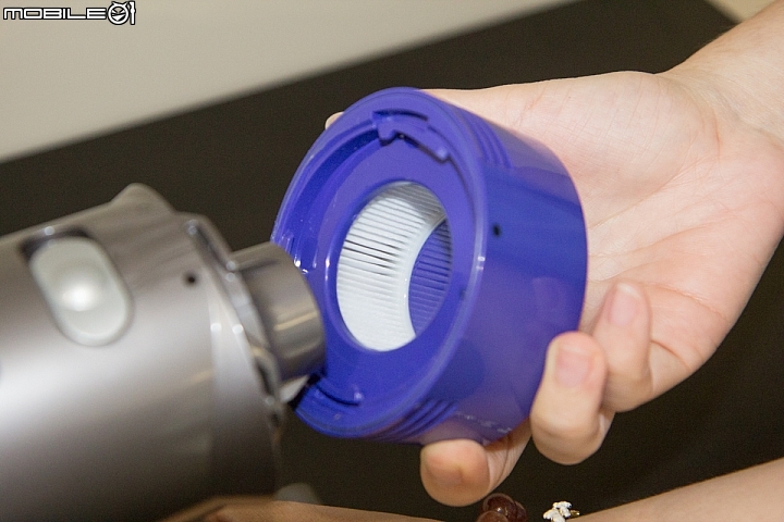 讓你貓奴人生更輕鬆! Dyson V8 Absolute+ 試用