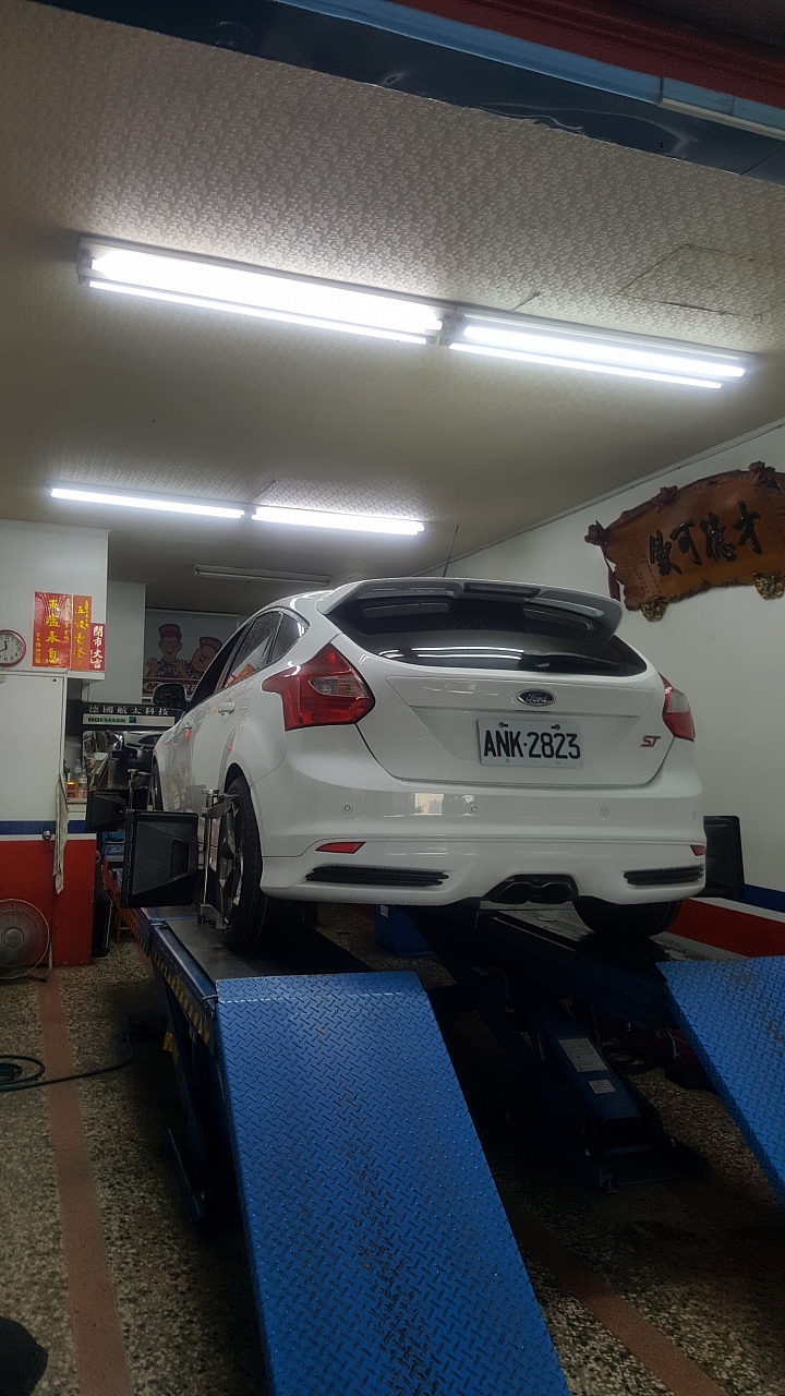 Goodyear F1A2 5萬公里下課,換上F1A3