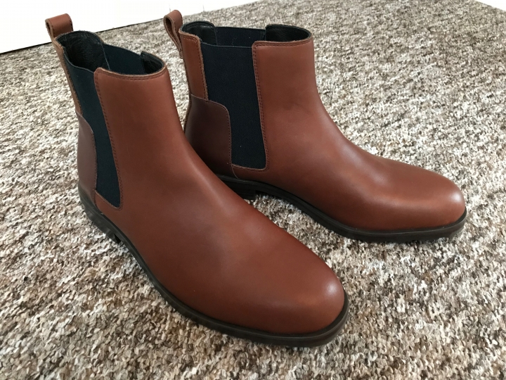 英國皇家認證 HUNTER Chelsea Boots 開箱!