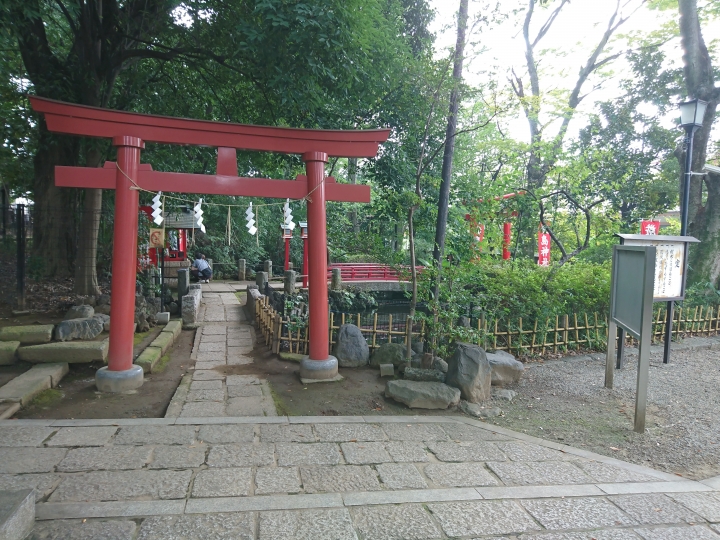 2017斷腿自由行第二日(世田谷八幡宮,豪德寺,東京一番街,新宿(VR),秋葉原)