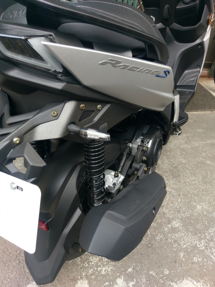 Racing s 150 abs 平光銀 小開箱 (noodoe使用心得小更新