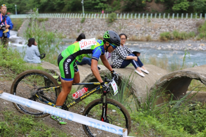 106年全運會 男女登山車賽 隨意亂拍