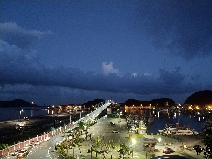 Zenfone 4 pro VS U11及S8+拍照分享