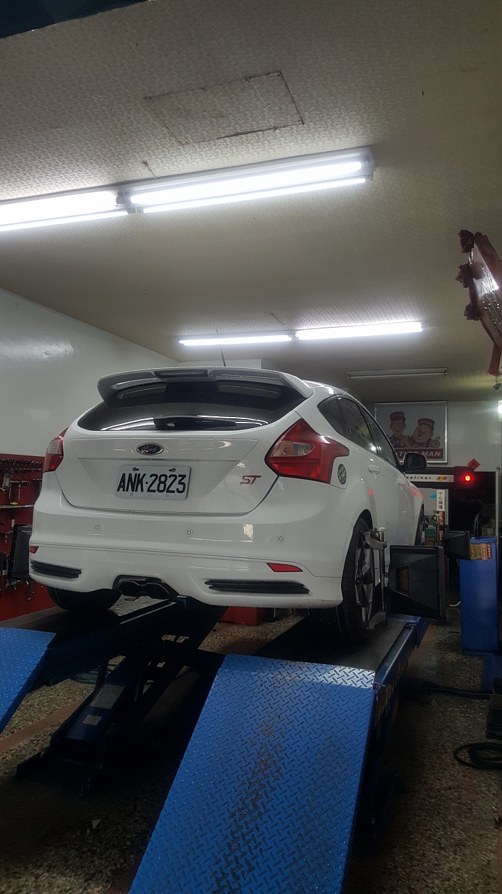 Goodyear F1A2 5萬公里下課,換上F1A3