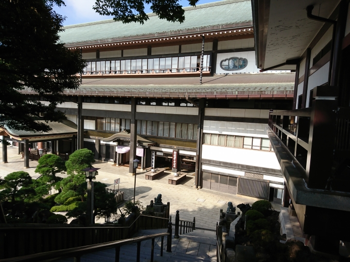 2017斷腿東京自由行第一日(成田山、上野、秋業原、夜晚的淺草寺)