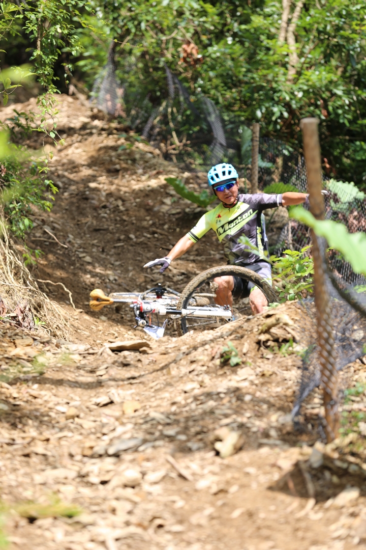 106年全運會 男女登山車賽 隨意亂拍