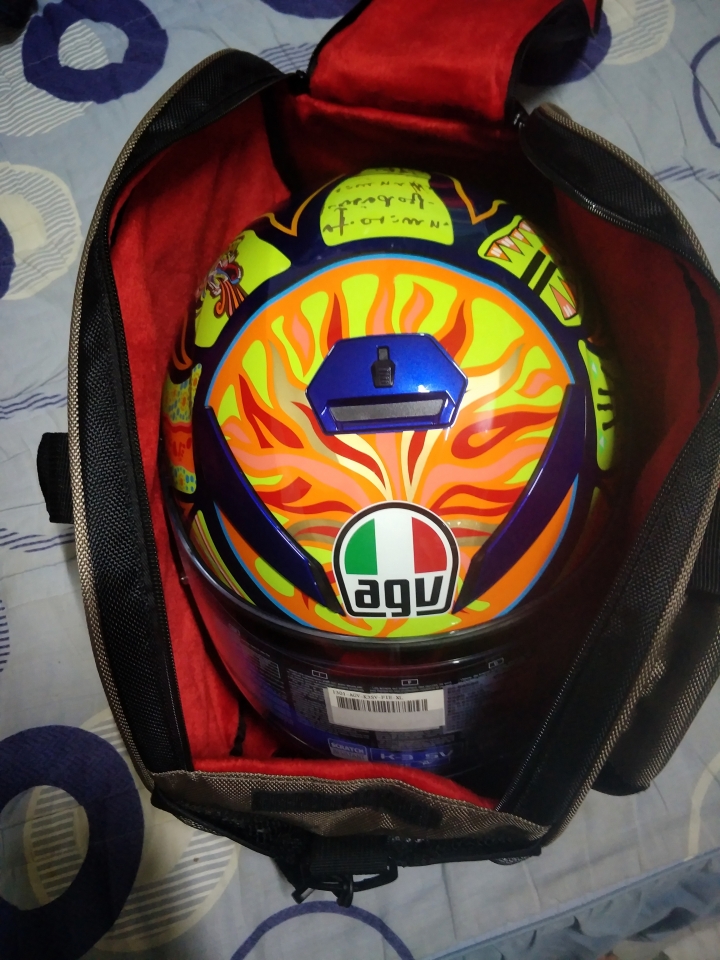 人生第一頂進口安全帽AGV K-3 SV五大洲