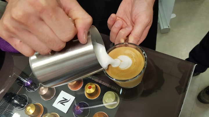 夫復何求?藝術品級的 《Nespresso Creatista Plus頂級咖啡機》