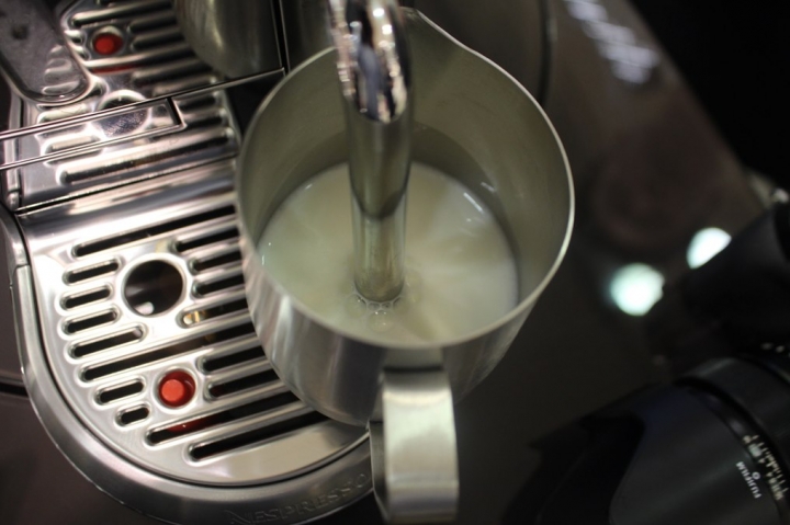 夫復何求?藝術品級的 《Nespresso Creatista Plus頂級咖啡機》