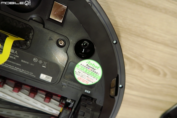比你想像更聰明!《iRobot Roomba 960掃地機器人》智慧登場!