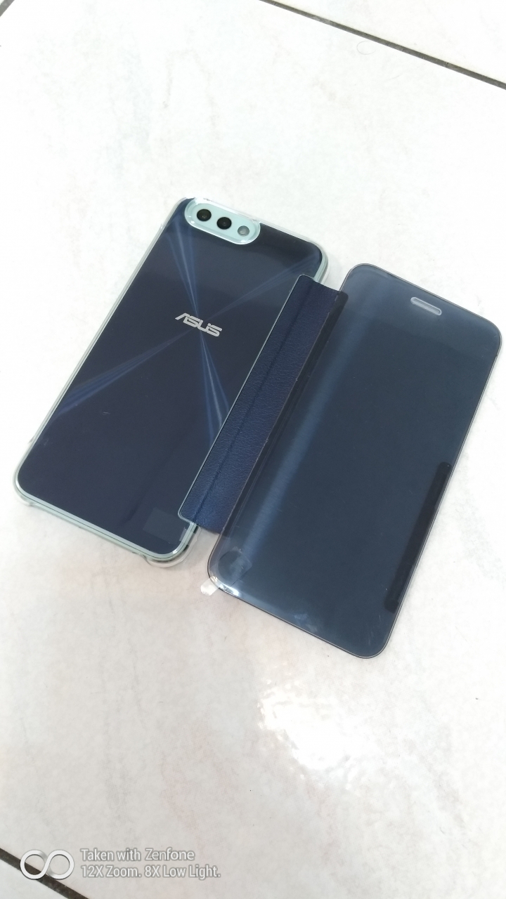 Asus ZenFone4原廠透視皮套 搭配 湖水綠手機 實穿