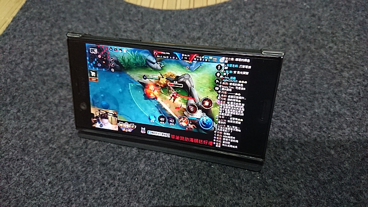 開箱~低調黑XPERIA XZ1 COMPACT 文少....