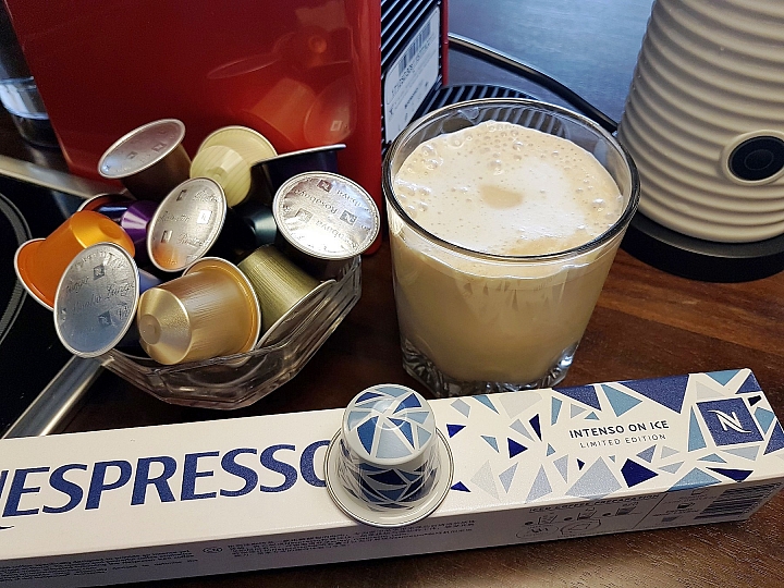 《 Nespresso Essenza Mini + Aeroccino 在手 咖啡大師我有》