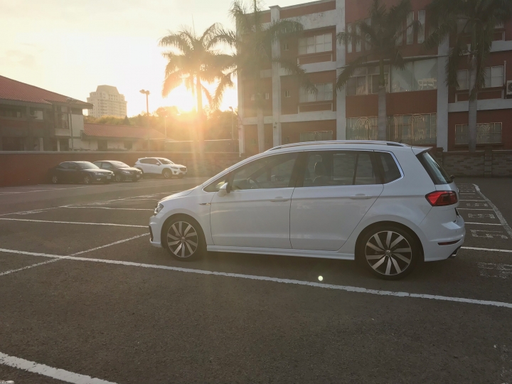 Sportsvan 280 TSI R-Line MY17-17 底盤 & 路感 粗略心得分享