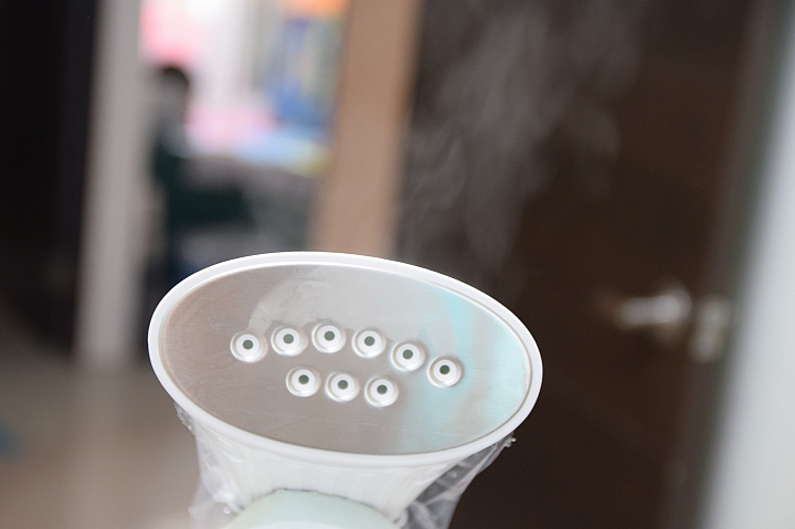 讓丸爸穿衣更有型 Midea 蒸氣式雙桿掛燙機 多段蒸氣 好操作